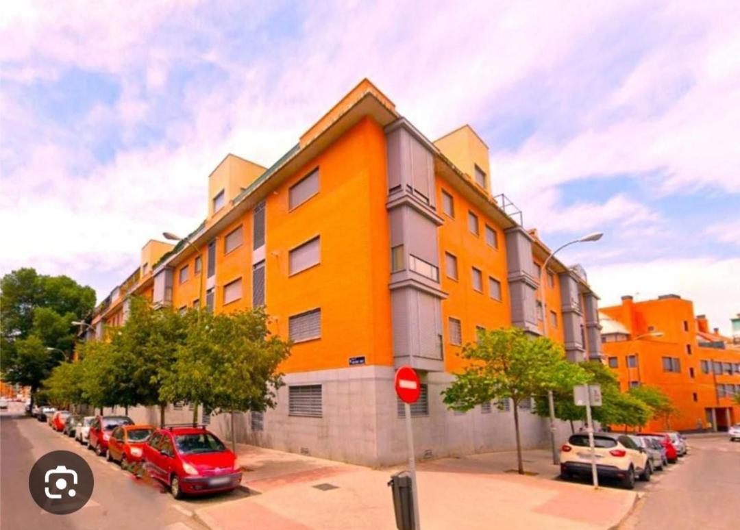 Habitacion Privada En Piso A 10 Minutos De Atocha Madrid Exterior foto